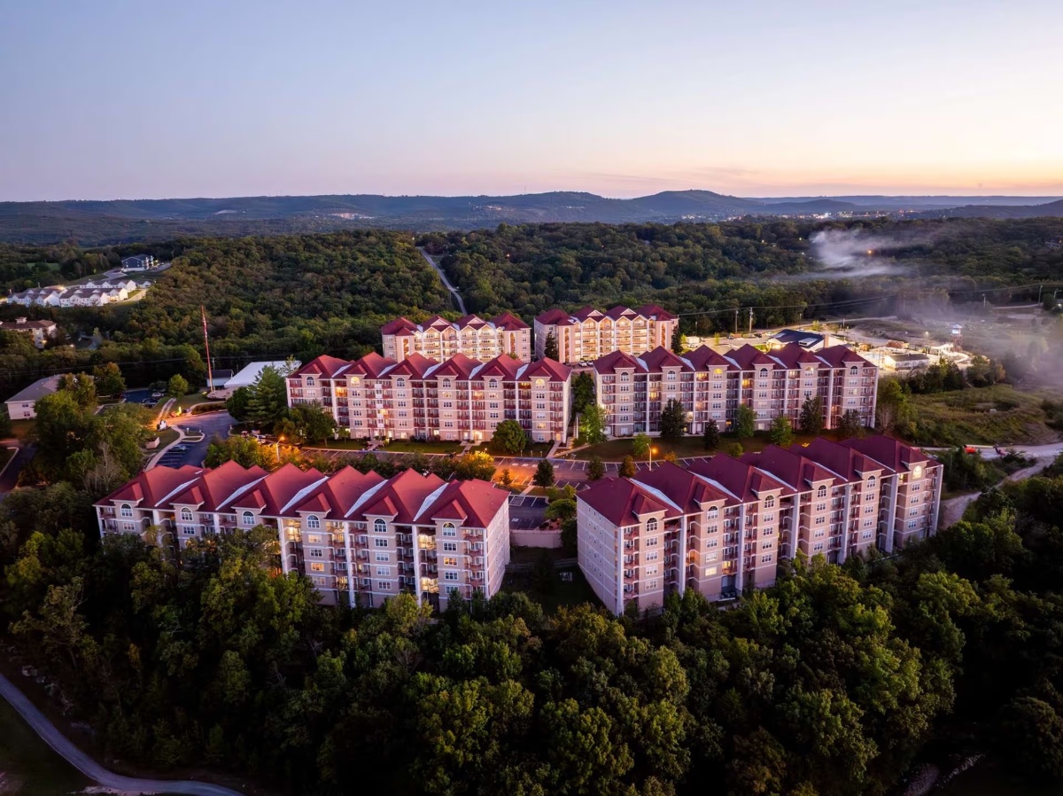 Crowne View