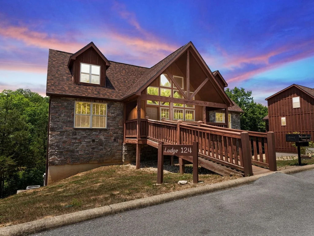 Timeless Memories Lodge-Sleeps 14