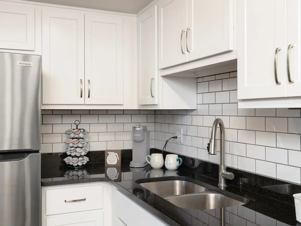 Peaceful Condo Near Convention Center