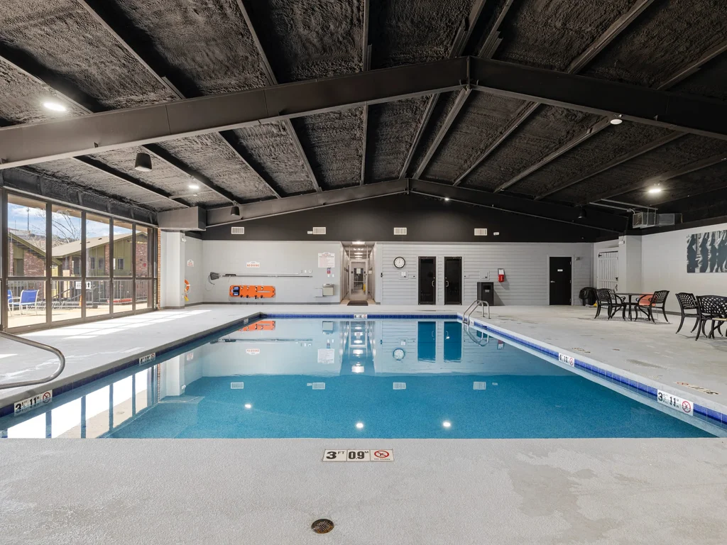 Peaceful Condo Near Convention Center