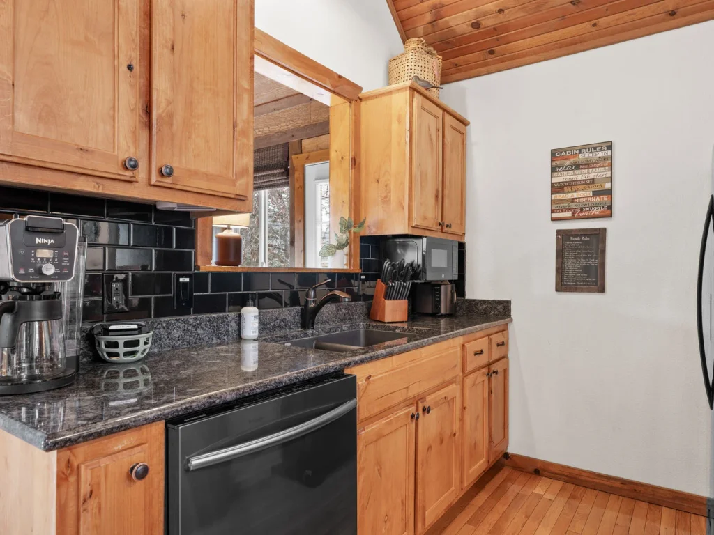 The Hunt Cabin at Stonebridge