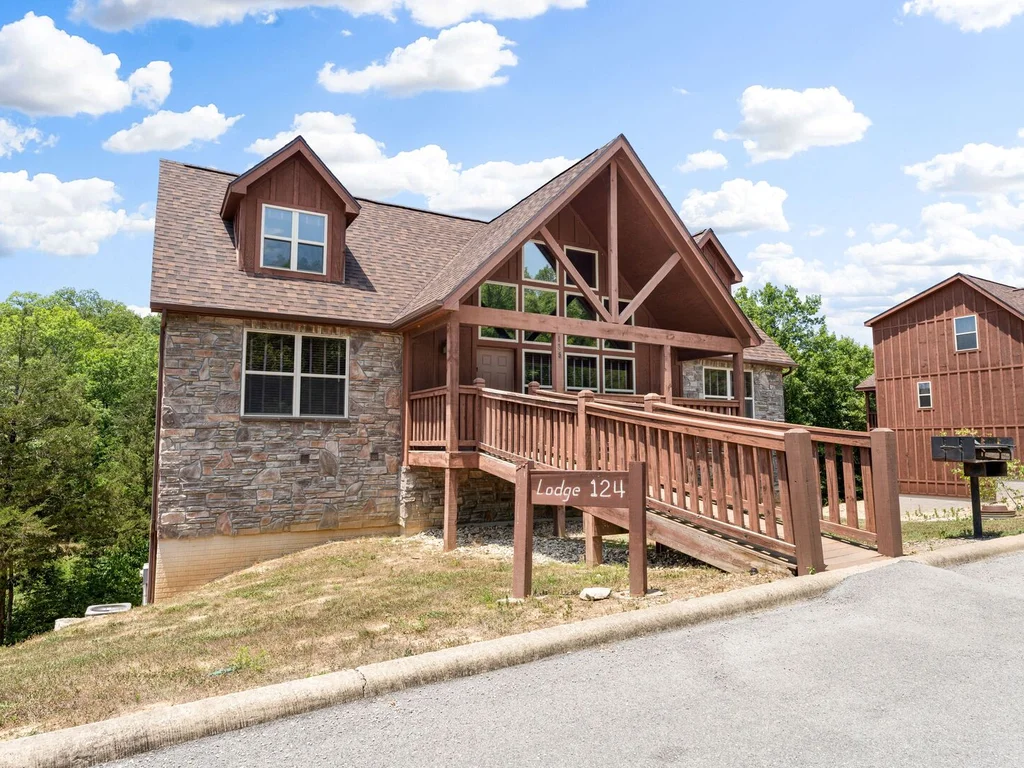Timeless Memories Lodge-Sleeps 14