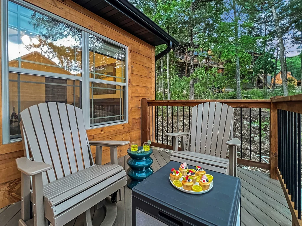 The Ozark Cabin, Trails & Views