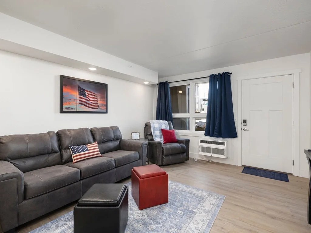 106-Walk to Downtown & Landing | Pools + No Stairs