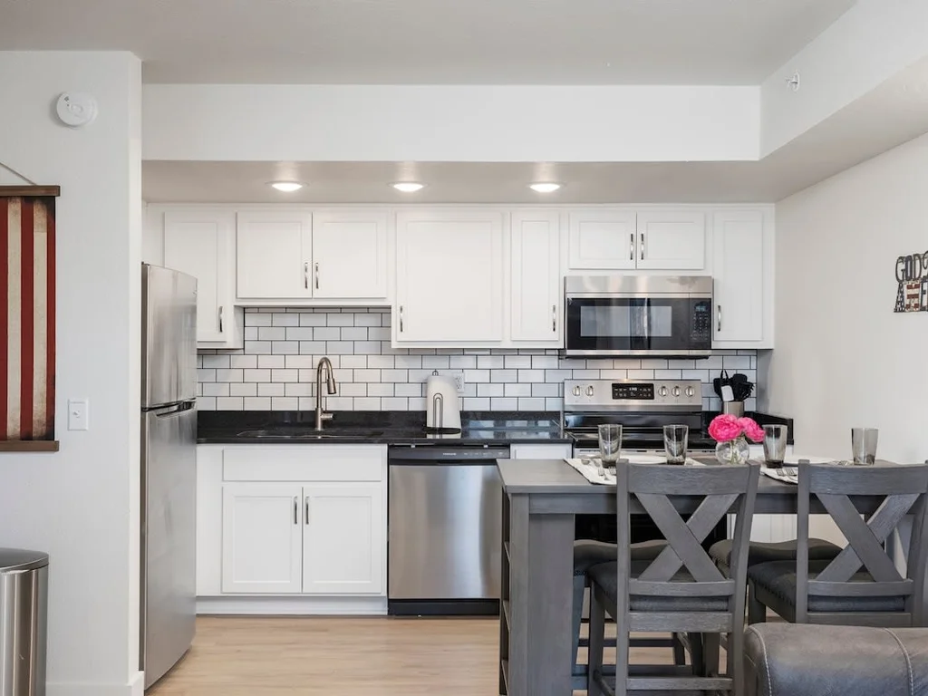 106-Walk to Downtown & Landing | Pools + No Stairs
