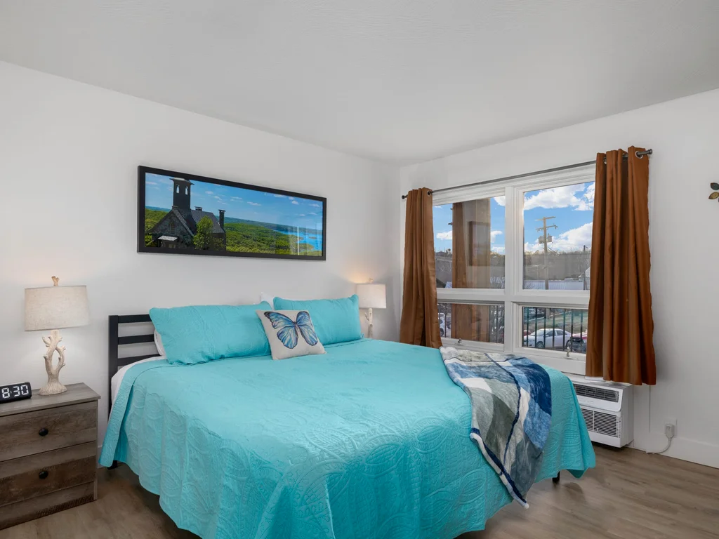 Condo with Elevator – Indoor & Outdoor Pool