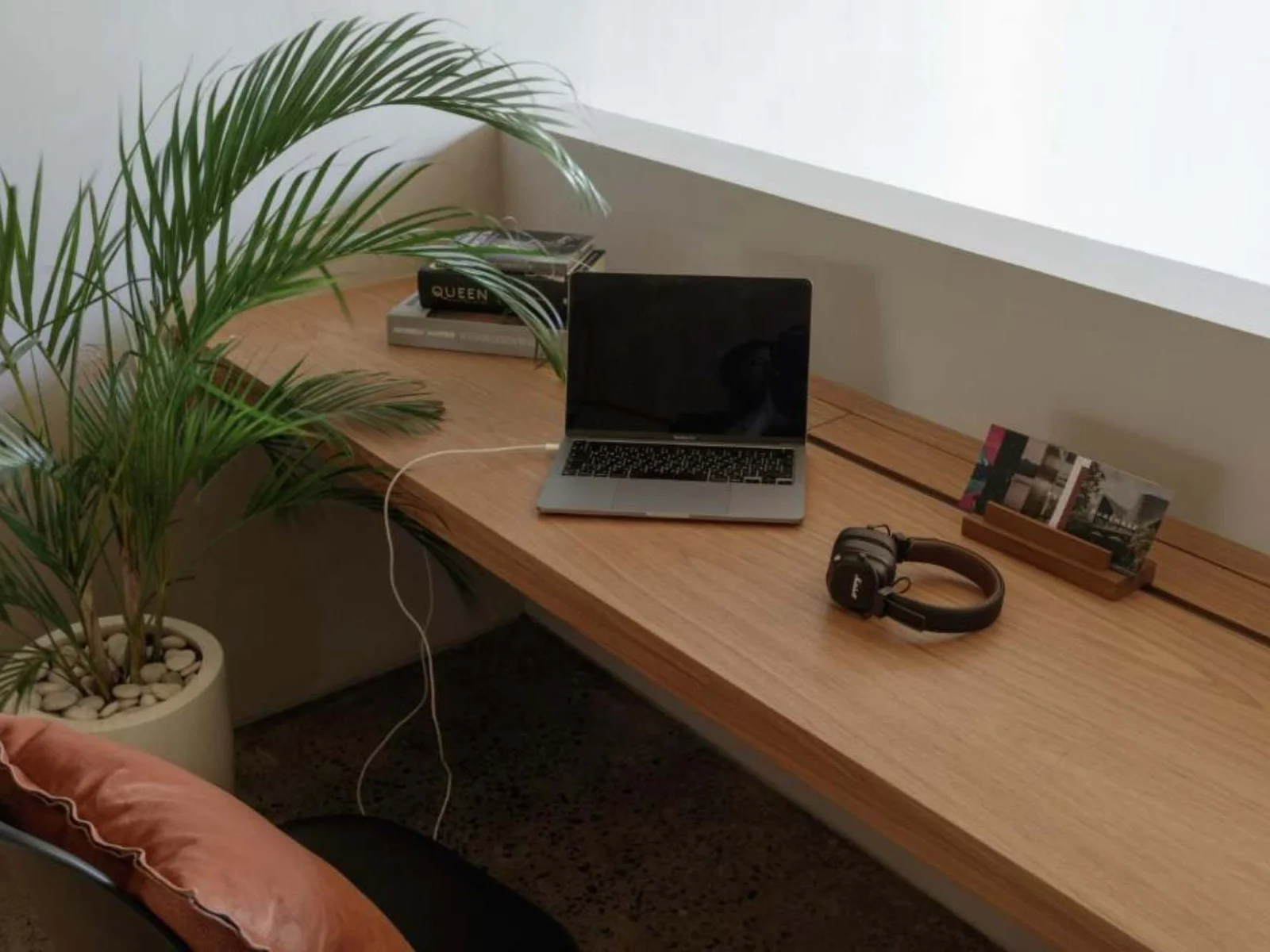 Working desk