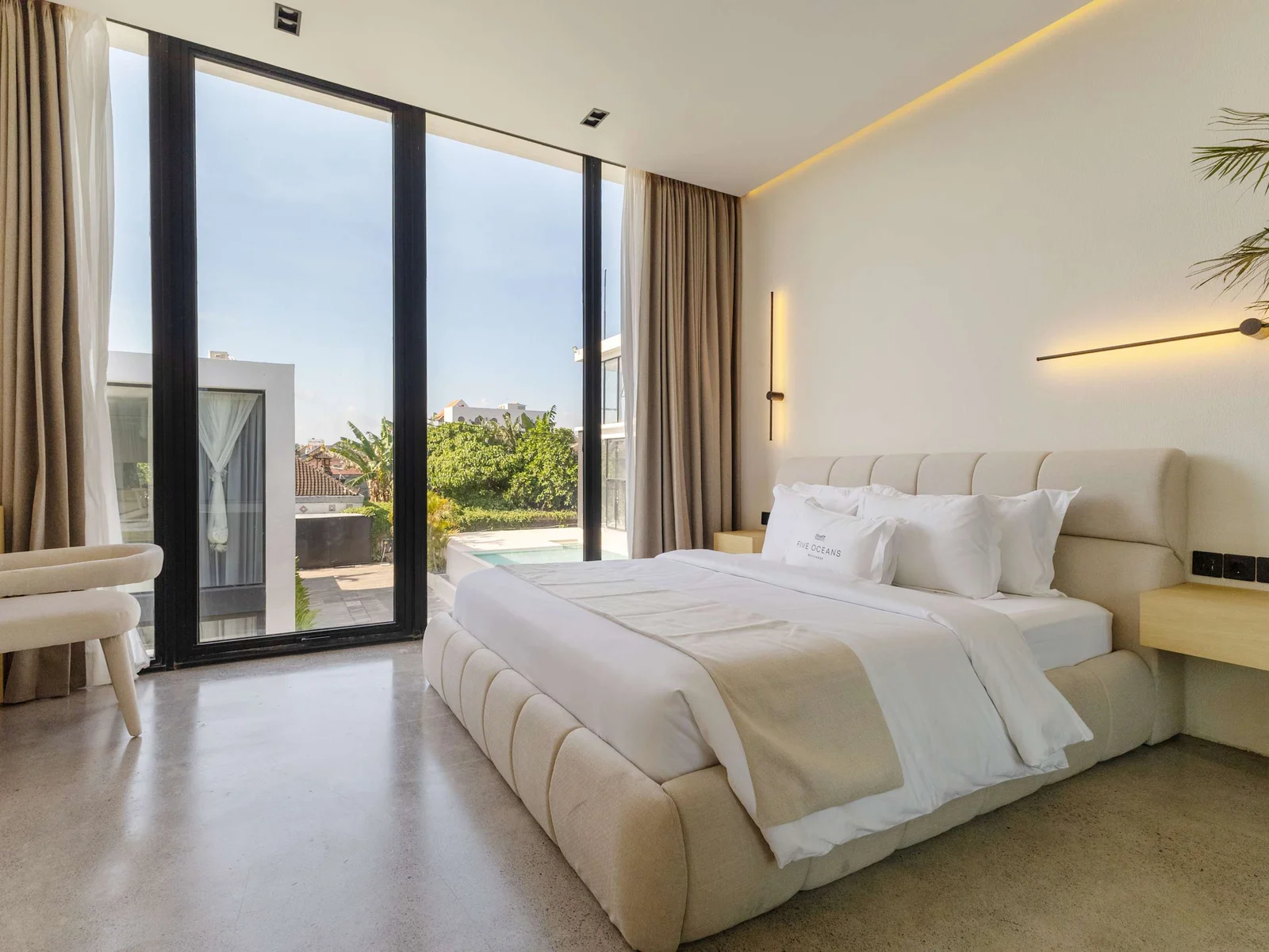 2BR