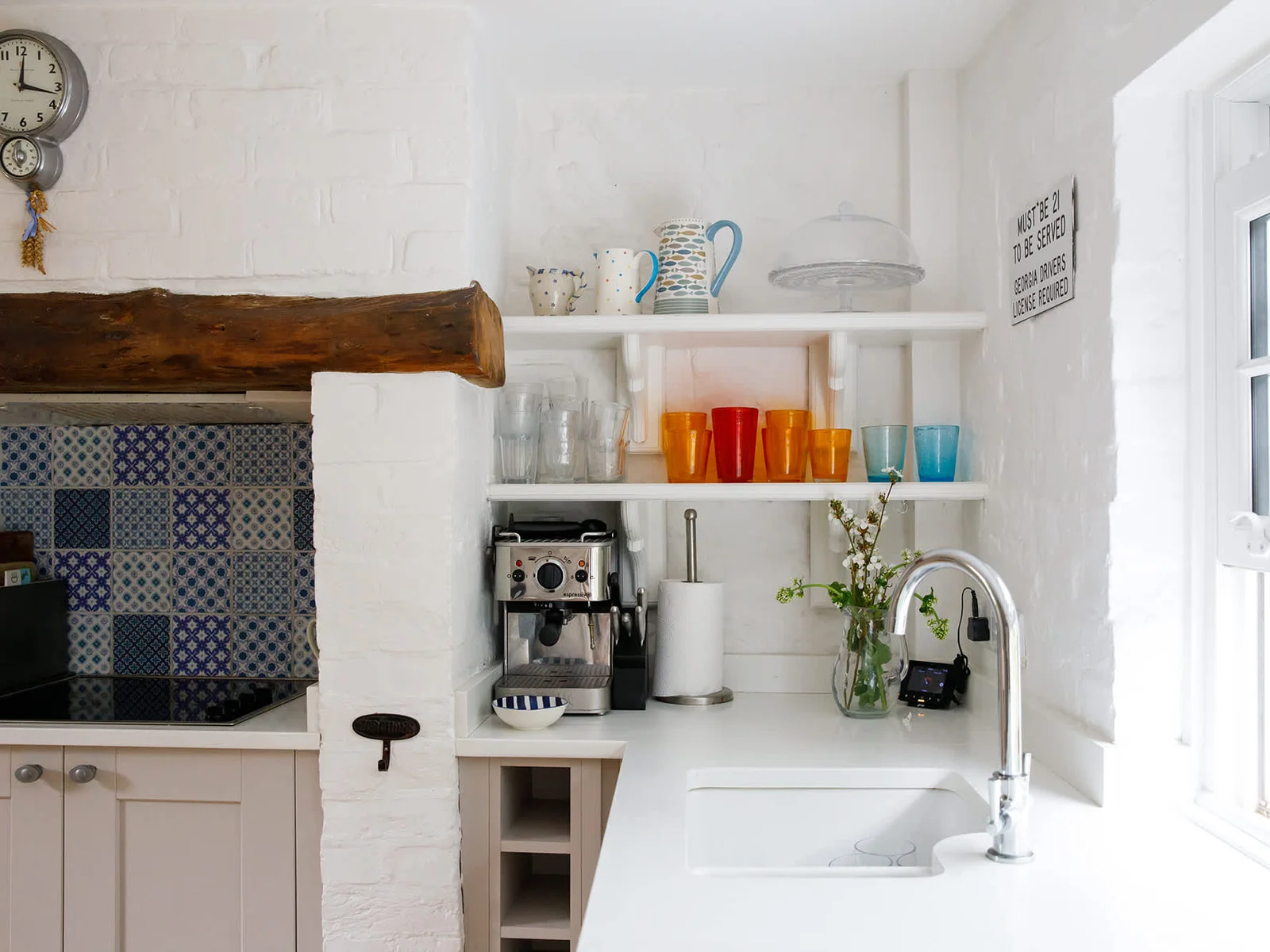 Premium quality coffee maker with help you kick-start your day
