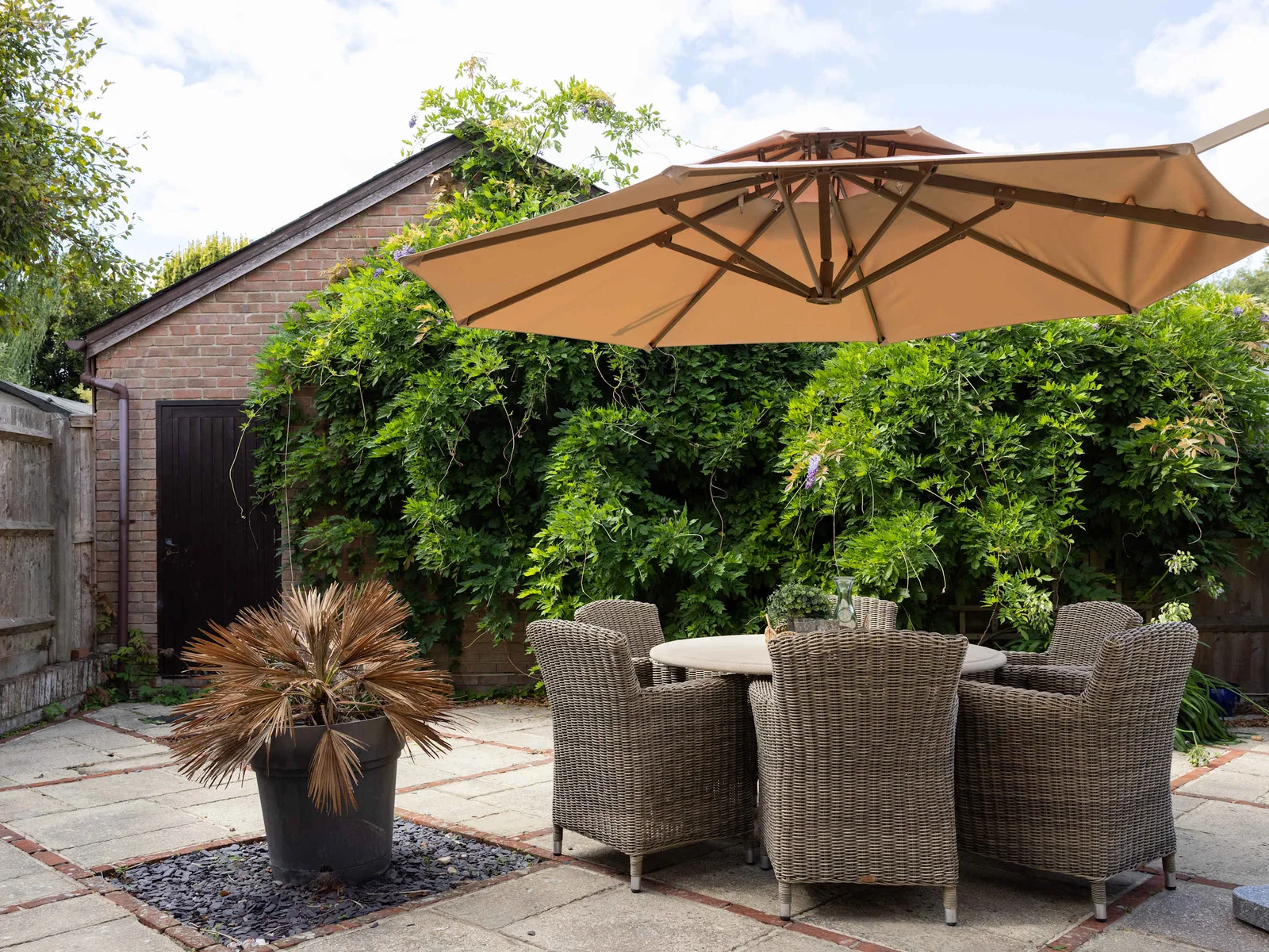The courtyard seating gives guests somewhere to relax outside.