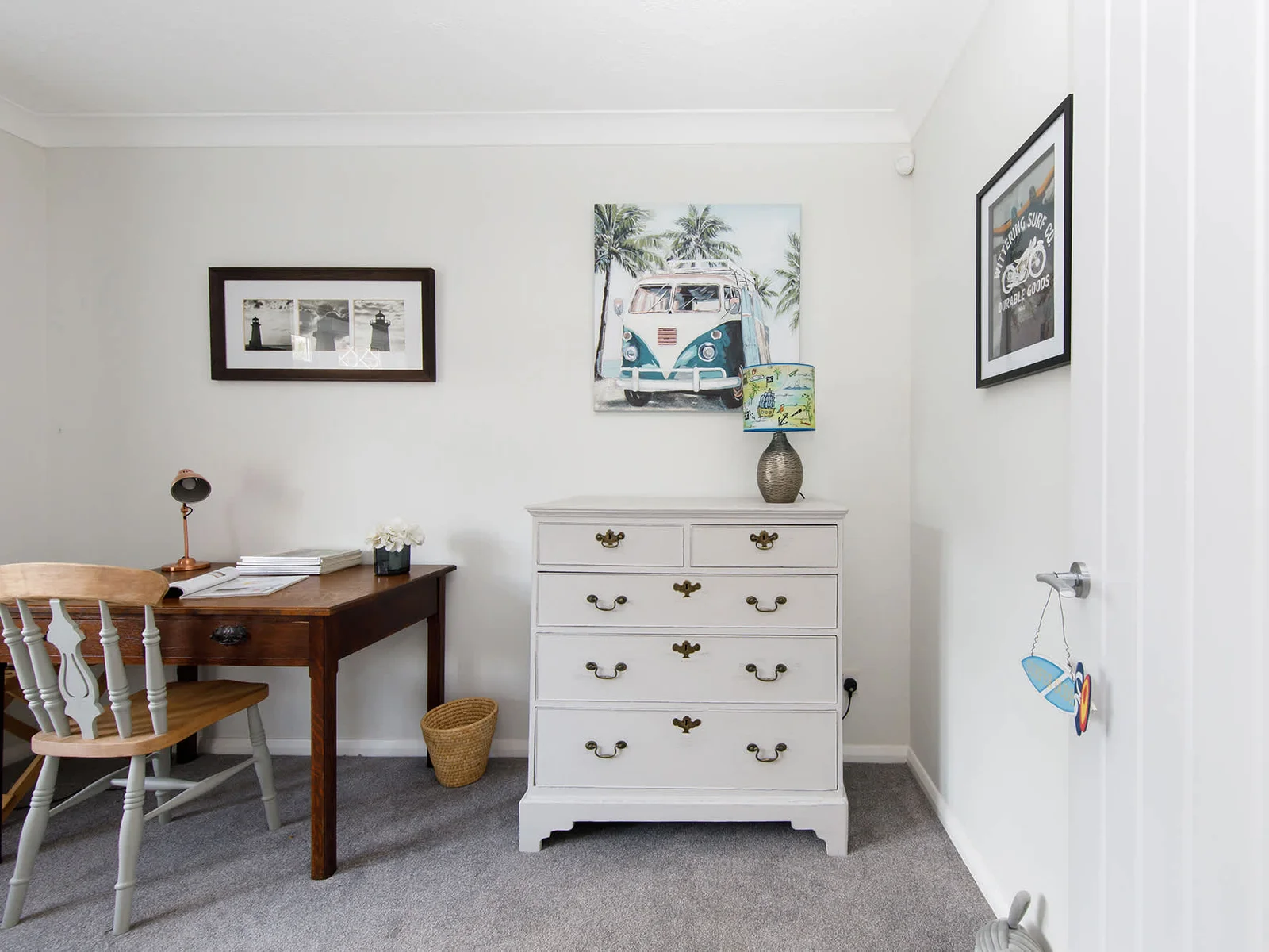 The downstairs bunk room has a desk and desk lamp for those wanting to catch up on some work.