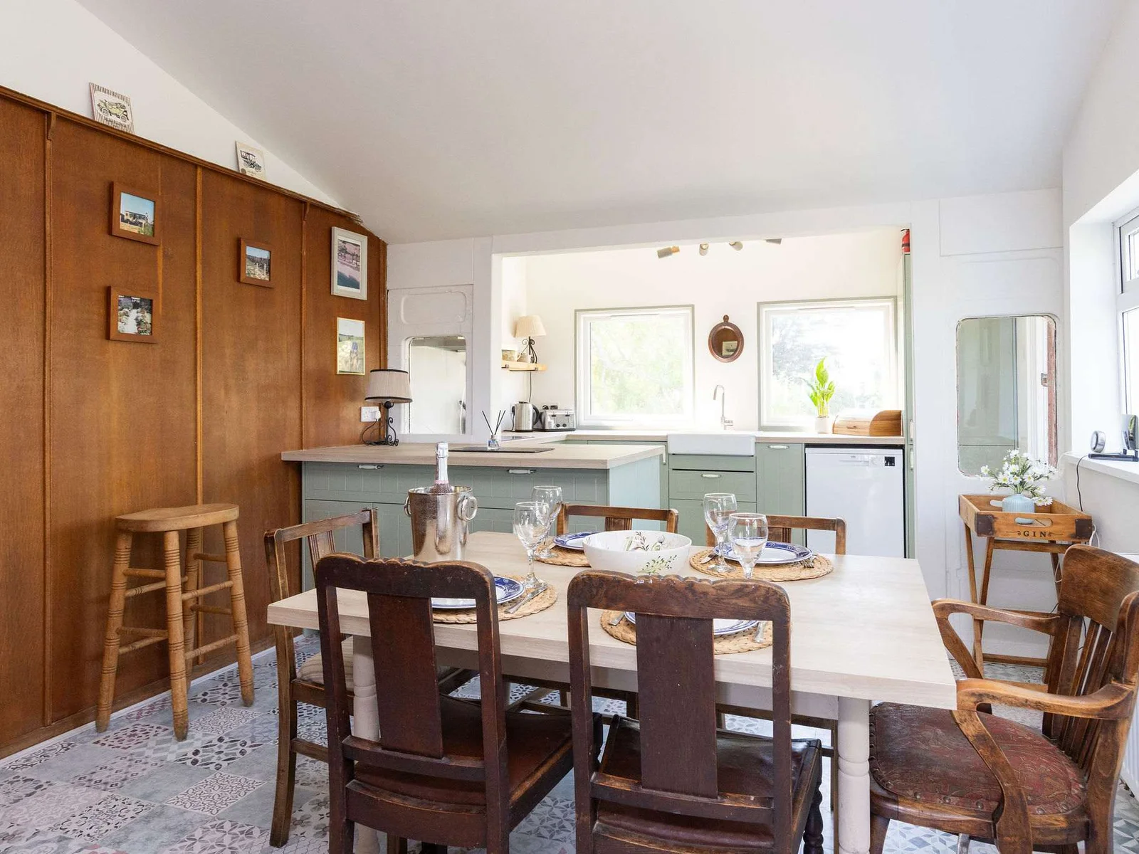 Vintage table and sea air—perfect for shared meals