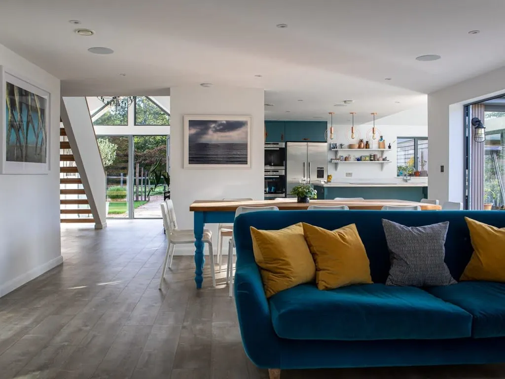 The Salt House – Luxury Home with Pool & Hot Tub