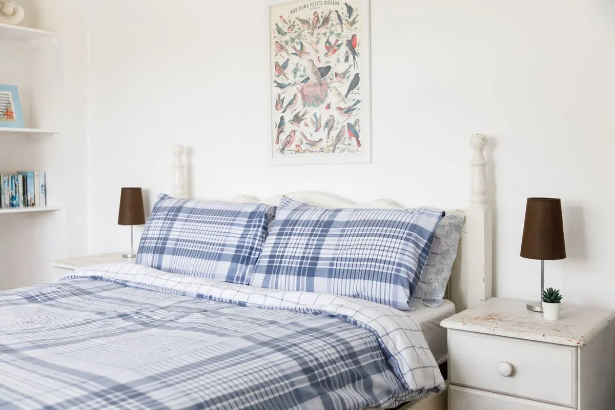 Comfortable King Bed - jump in!