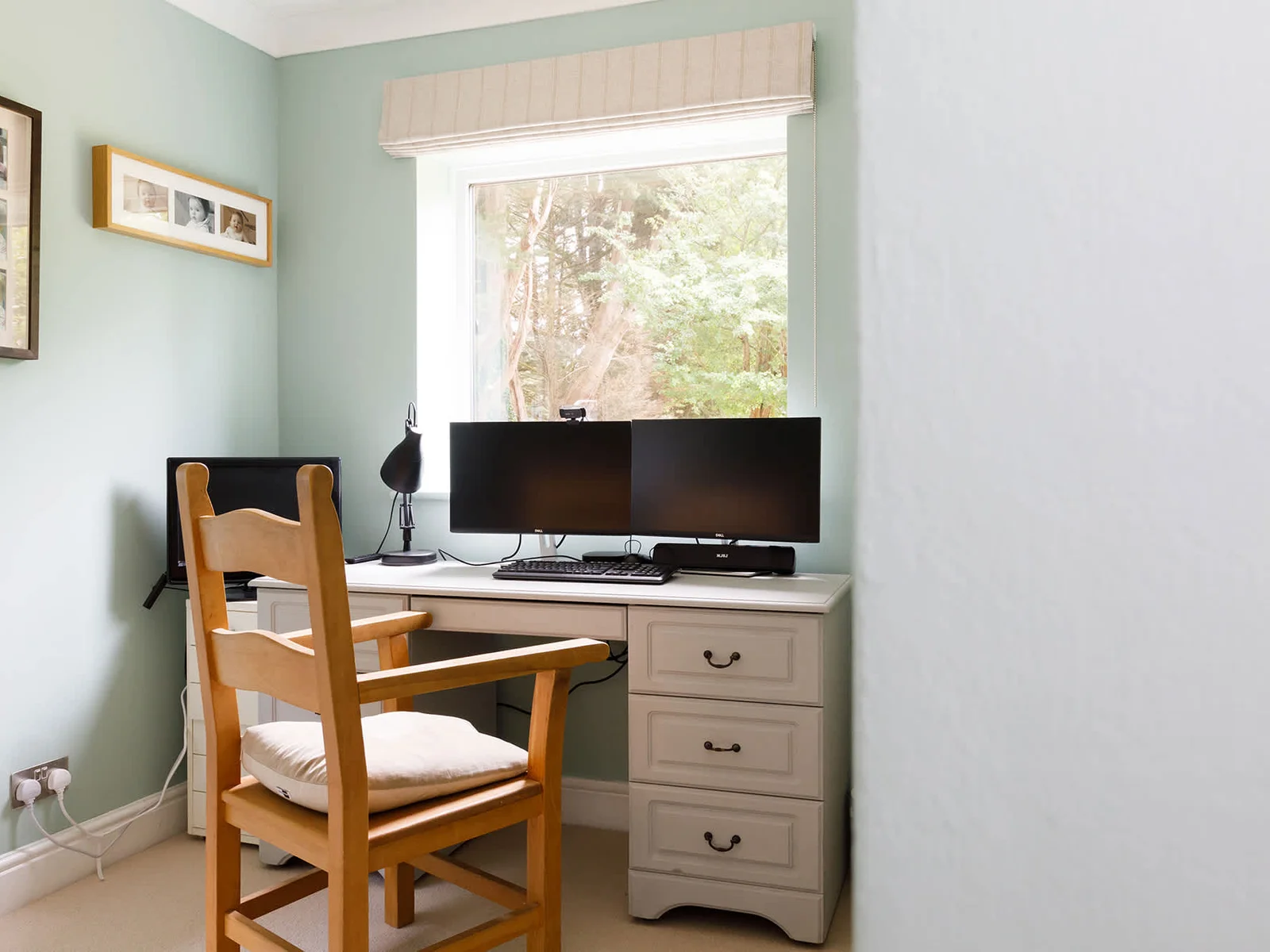 Our handy office, perfect if you need to work from home.
