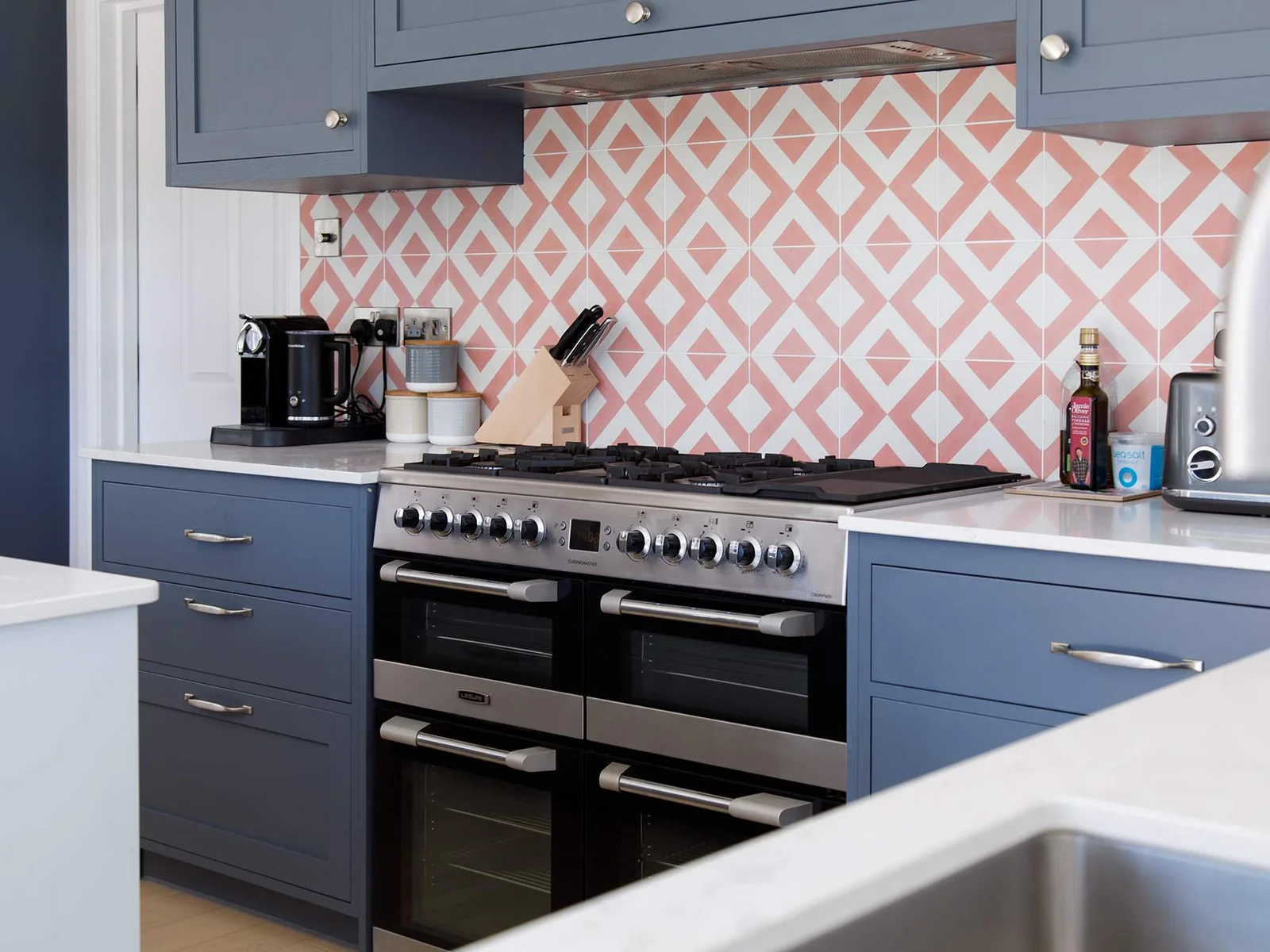 The impressive double range will make cooking for 10 easy!