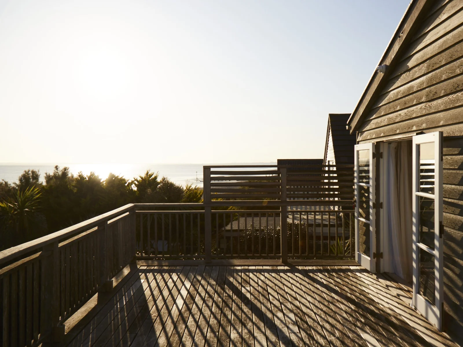 The huge rear balcony offers a unique place to relax, sunbathe, practice yoga or simply take in the ocean views.