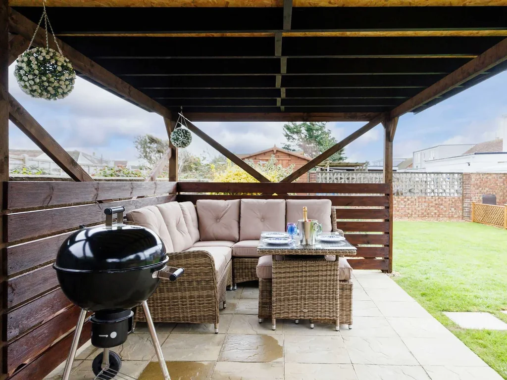 Refurbished 3-Bed Close to East Wittering Beach