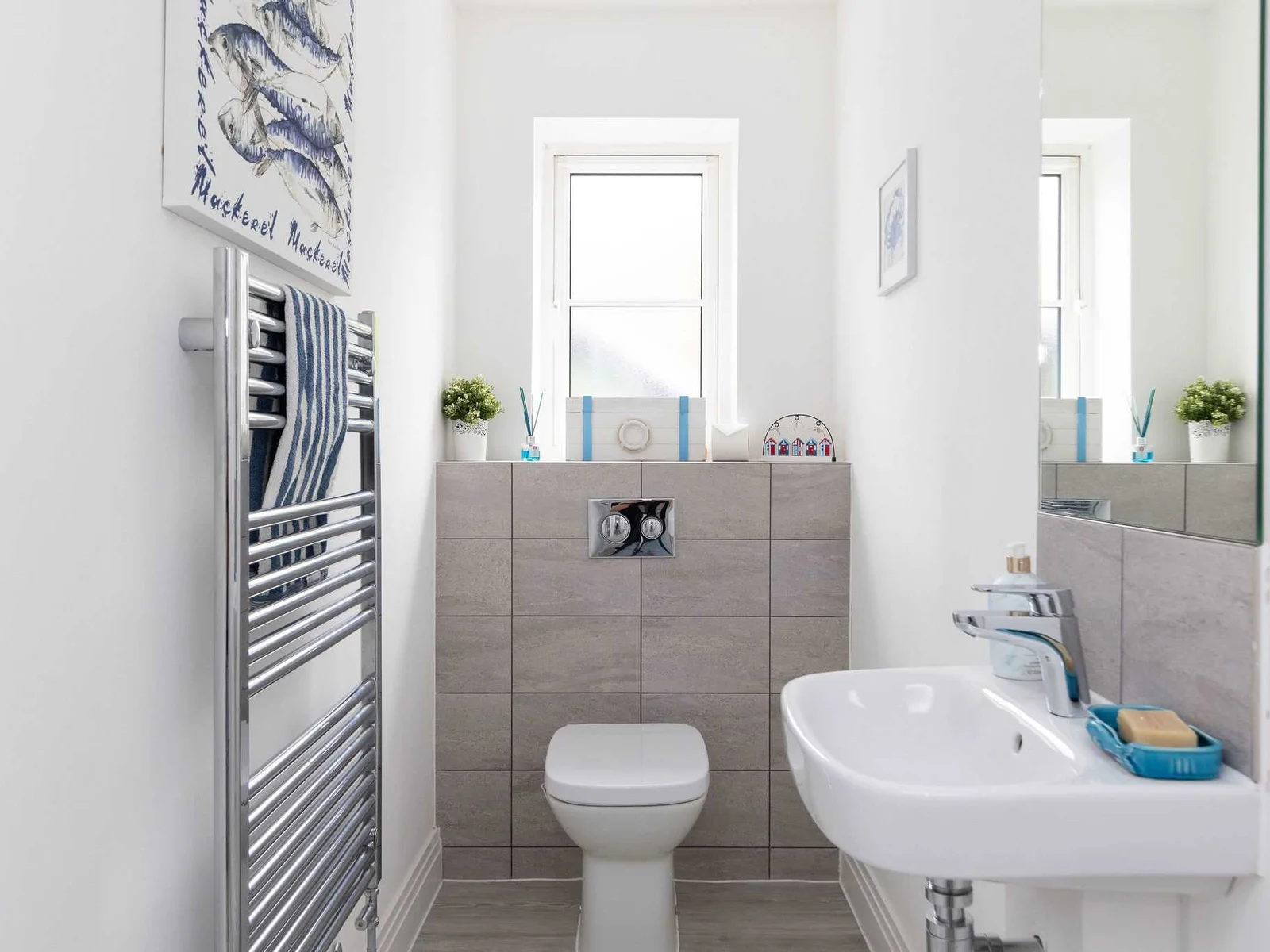 The convenient and stylish comfort room.