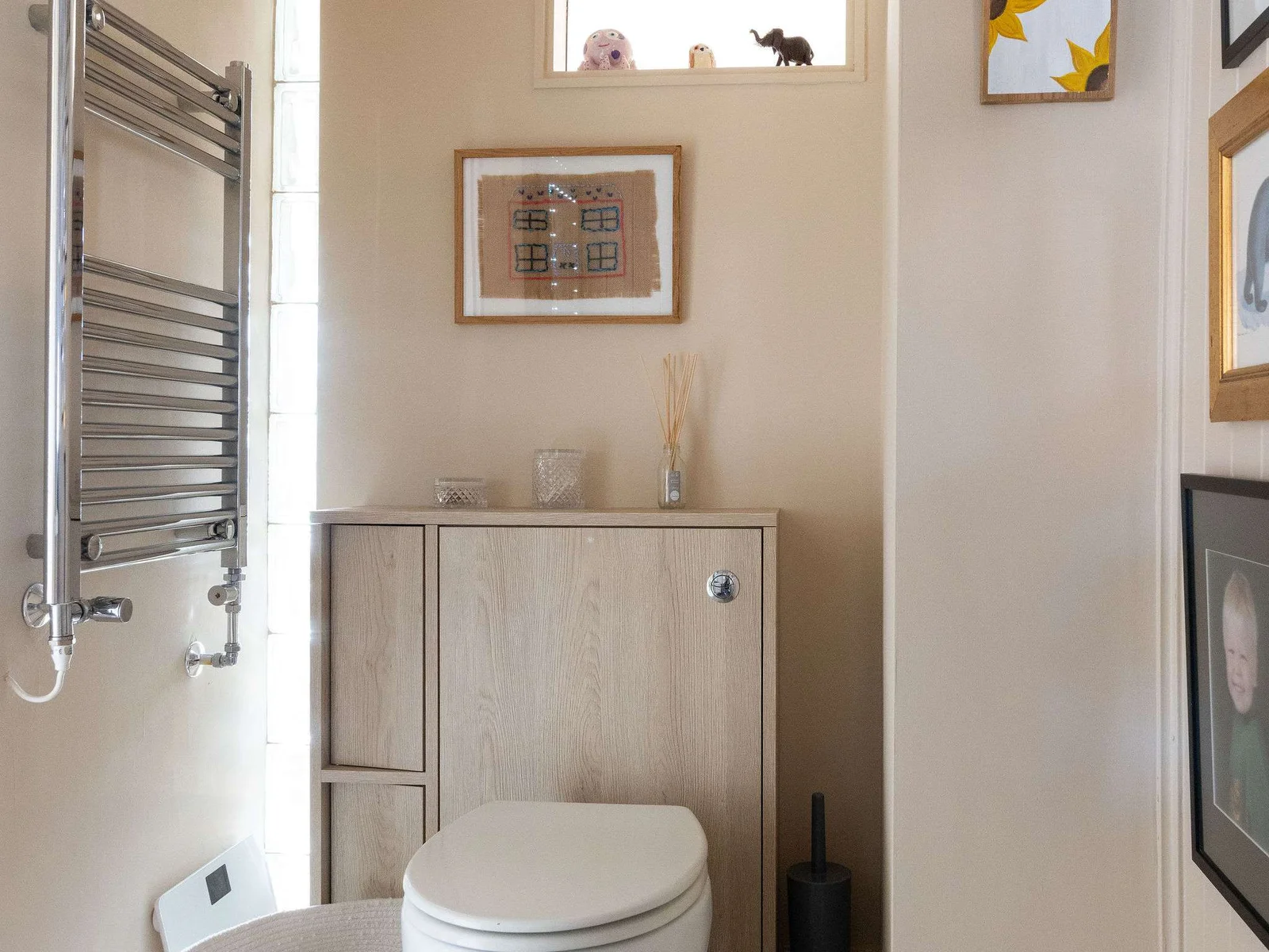 Handy second floor jack and jill WC for added convenience