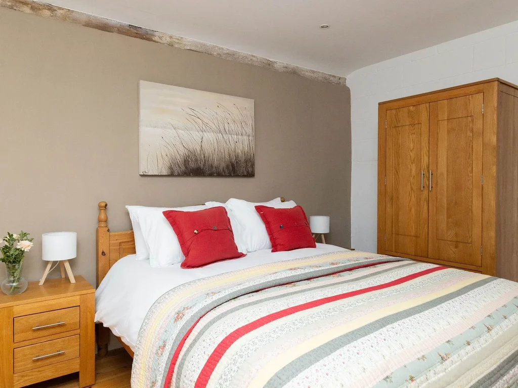Wren Barn – Cosy 2-bed converted barn in Sidlesham