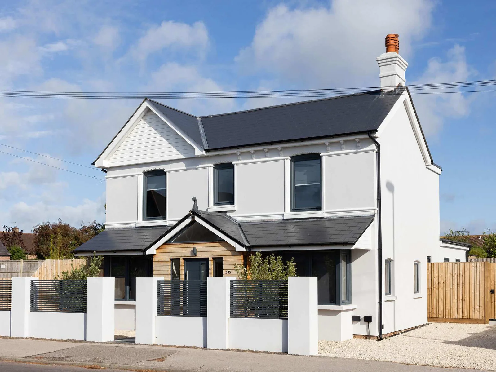 Your beautifully renovated 5-bedroom Southbourne holiday home awaits your arrival.