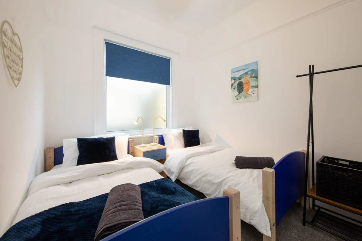The twin bedroom with two comfortable single beds
