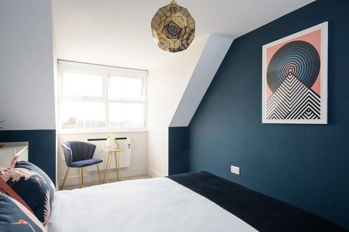 The south-facing bedrooms are light and sunny for much of the afternoon and evening.