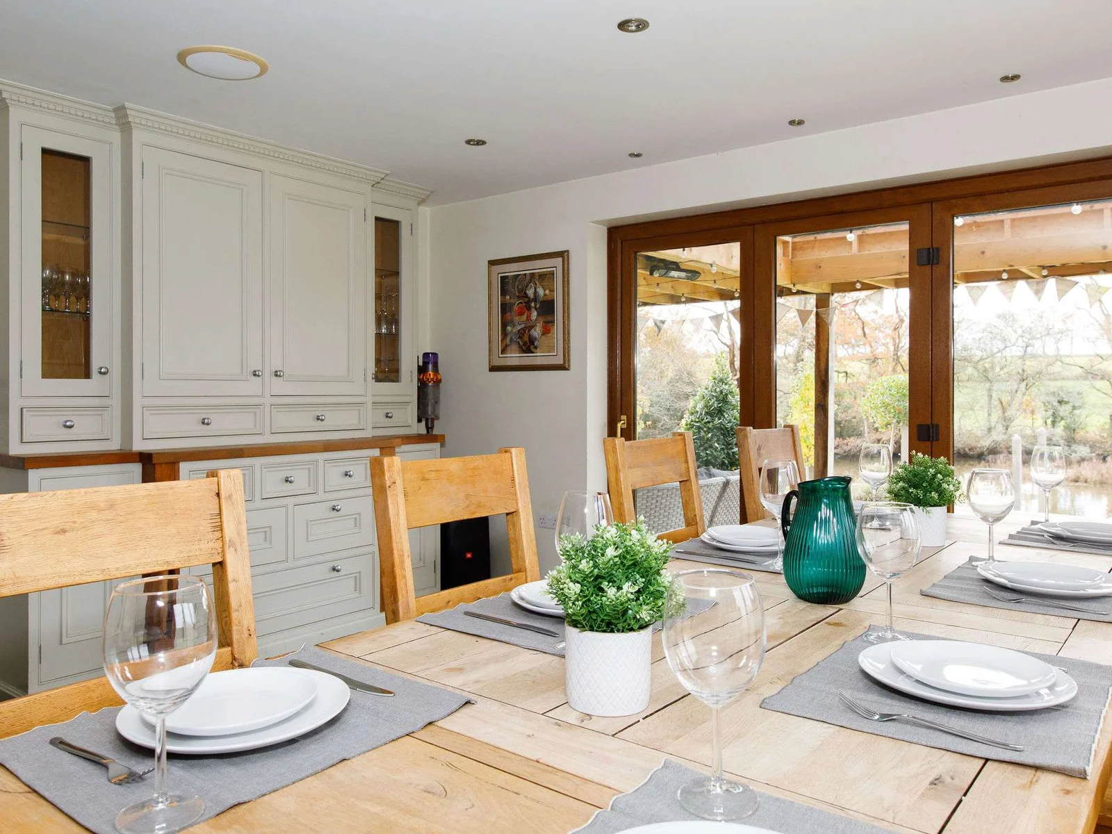 Enjoy long, leisurely meals in the expansive dining room.