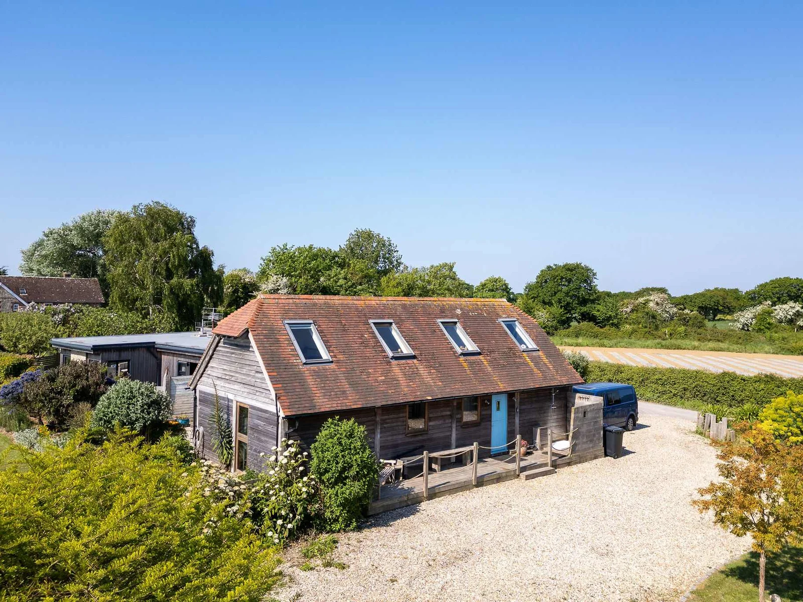 There is plenty of parking for both the barn and the lodge.