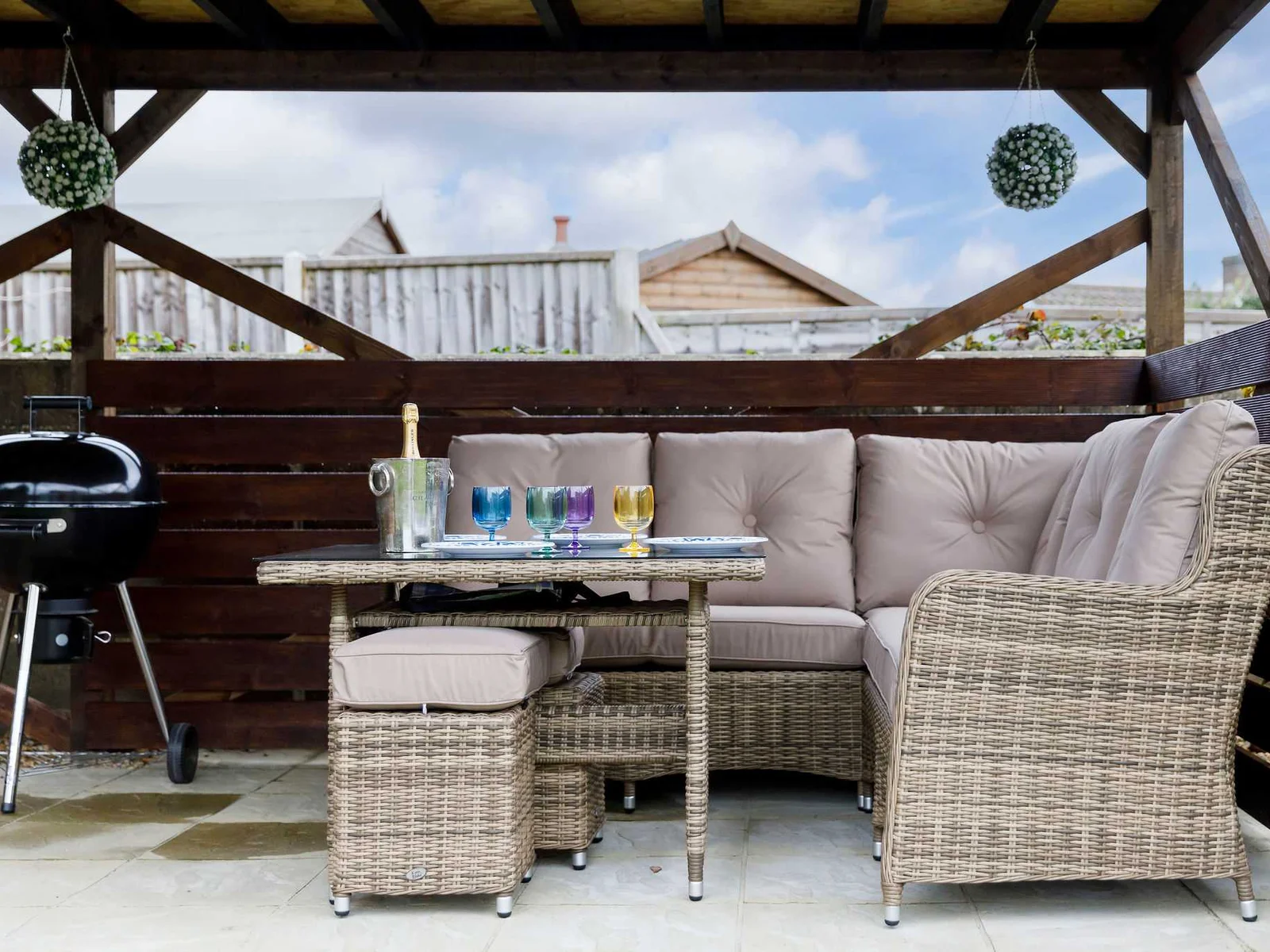 Comfy garden furniture and BBQ means you'll spend lots of time with the family outside!