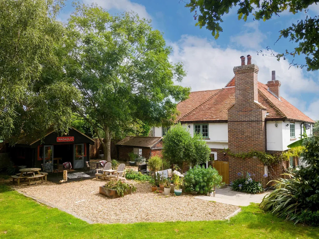 Tranquil Luxe in Country Cottage