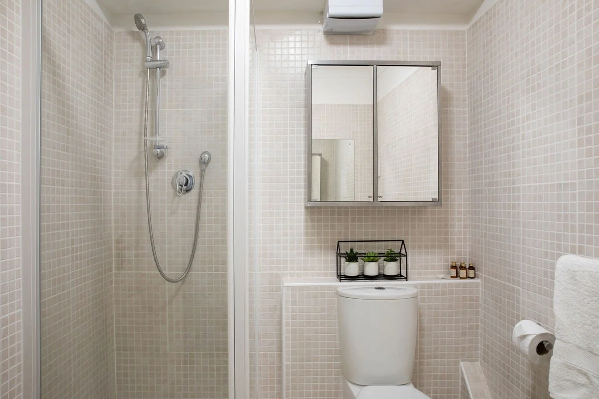 The ground floor has a shower room with sink and WC.