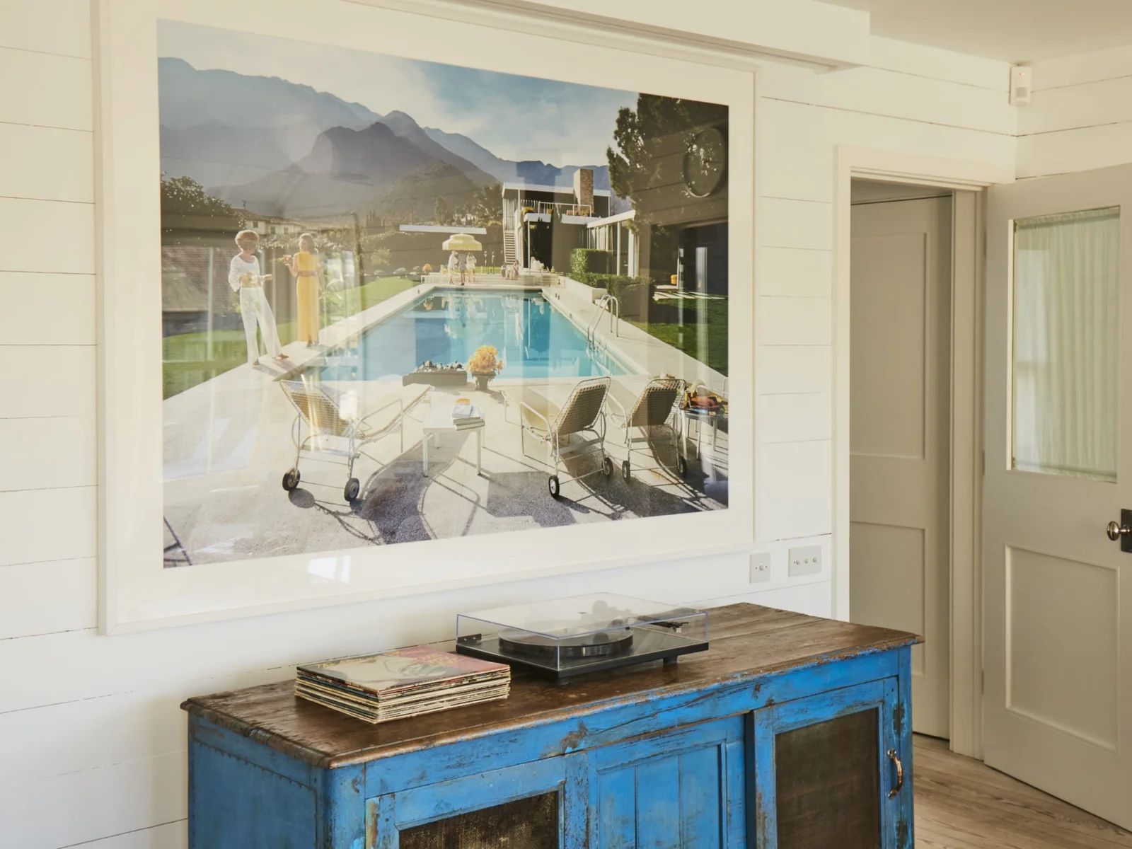 Great Art is prevalent throughout the House
