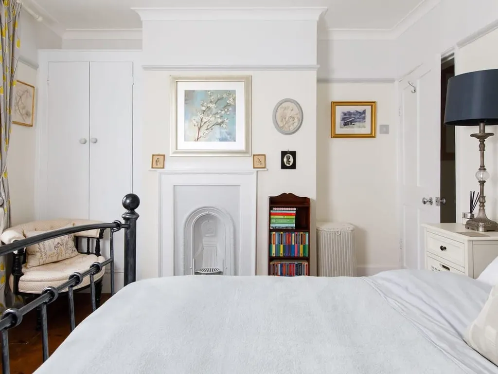 Beautiful Georgian Home in Heart of City