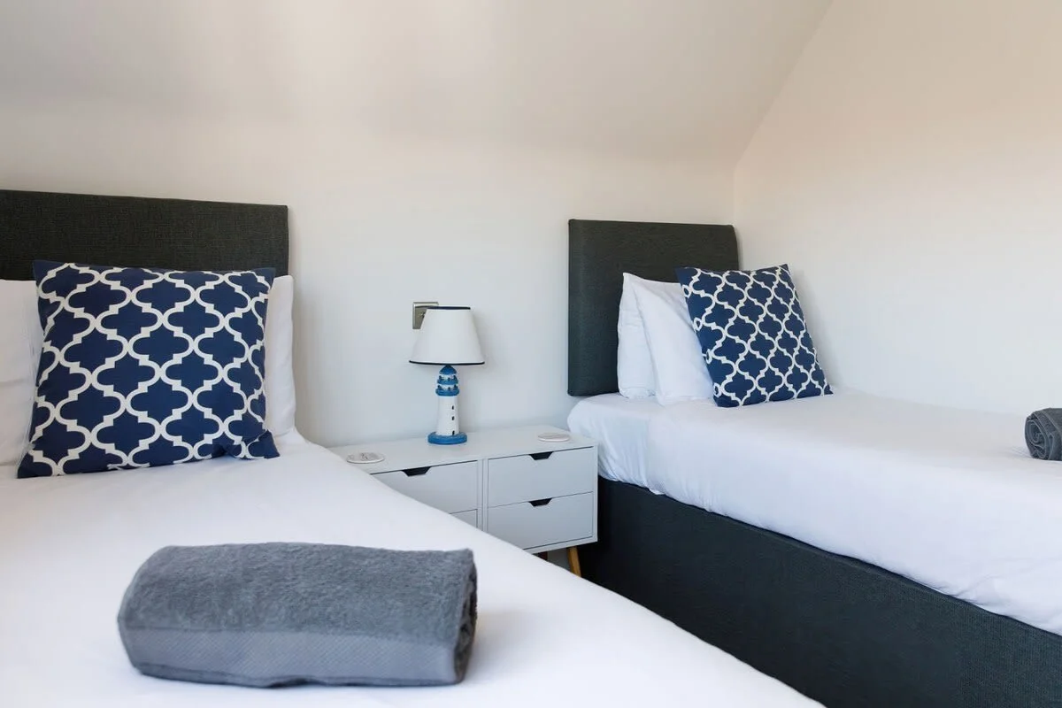 The twin room is a good size and has all your home from home comforts.