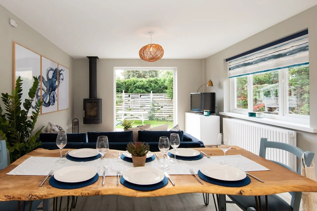 Enjoy breakfast whilst listening to the sounds in your garden