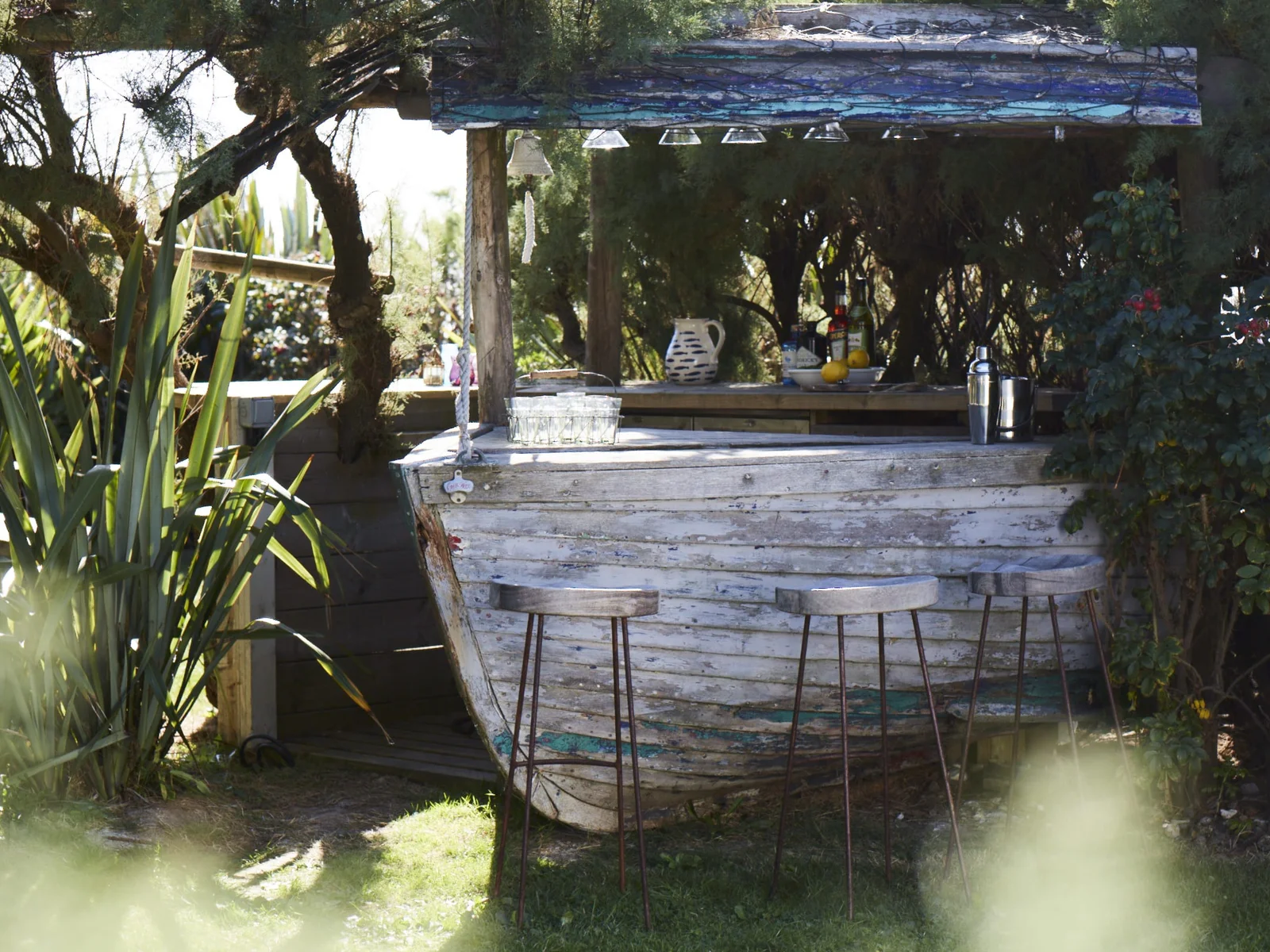 Your own beachside bar awaits!
