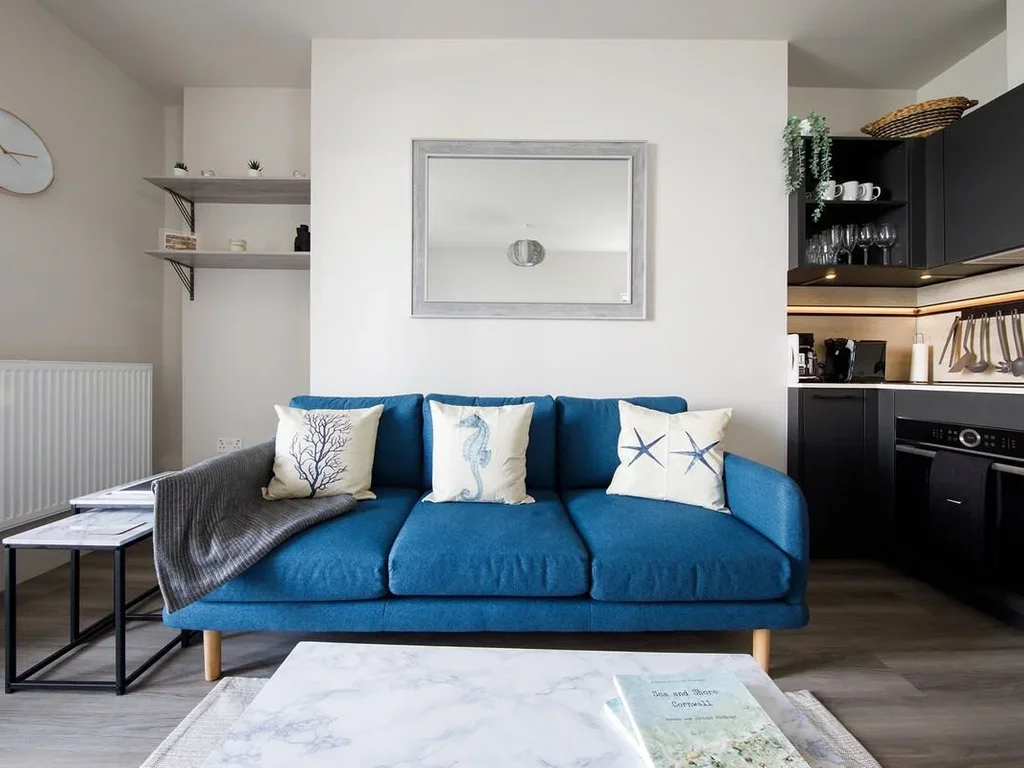 Panoramic sea views in beachfront apt w/balcony