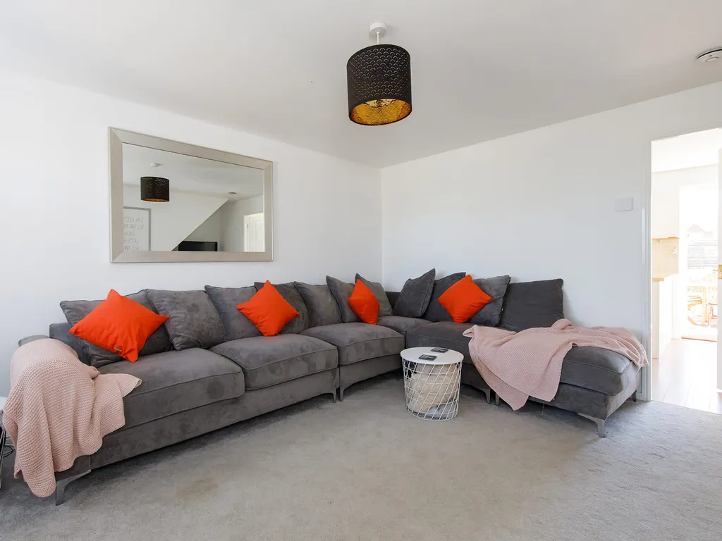 Family Seaside Escape – 5 Mins to Beach