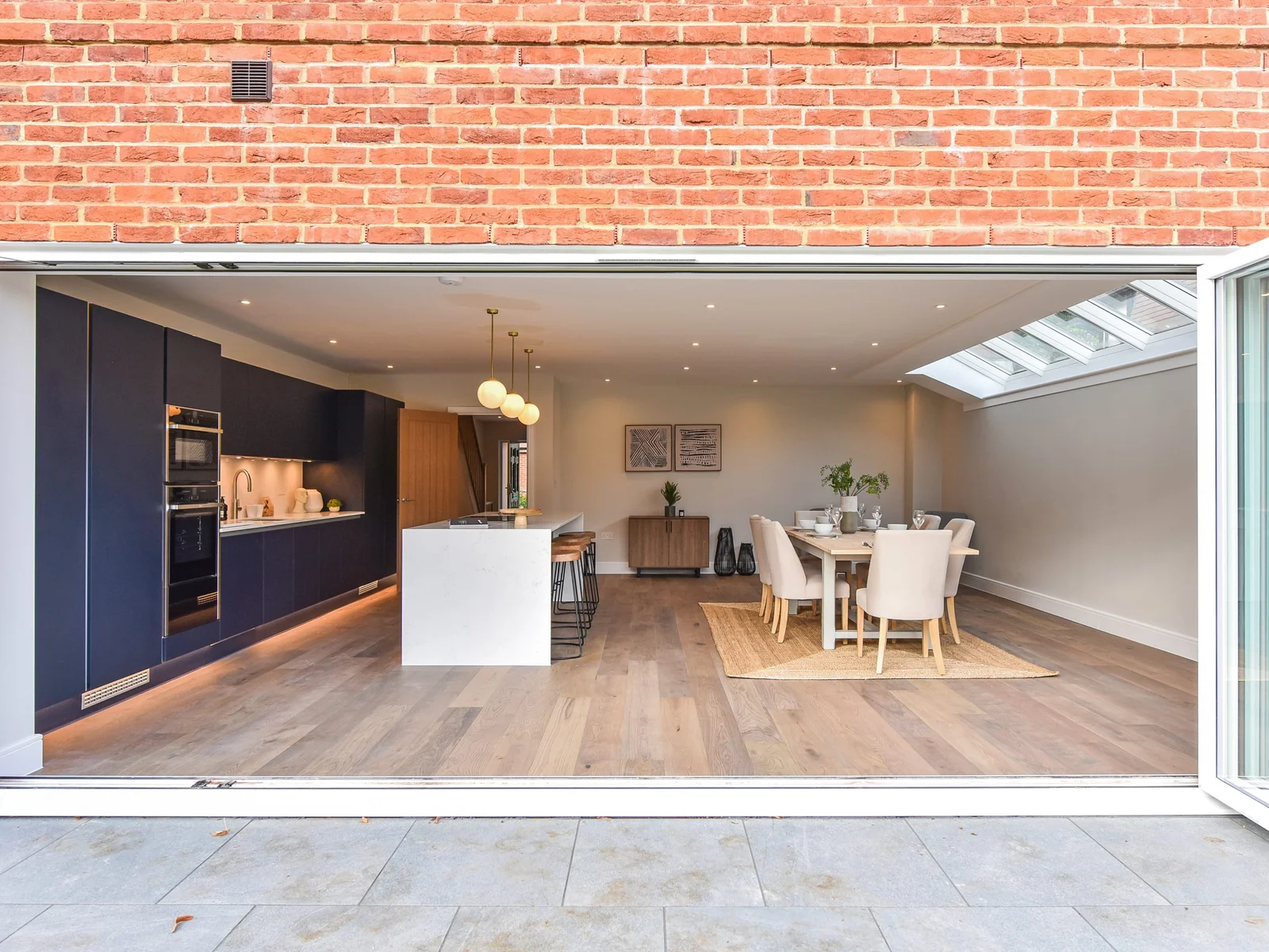 Open up the large bifold doors for that inddor/outdoor living feel.