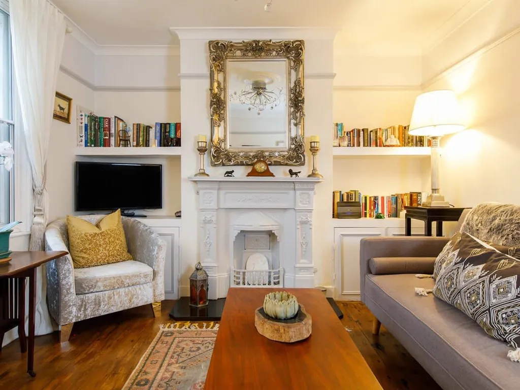 Beautiful Georgian Home in Heart of City