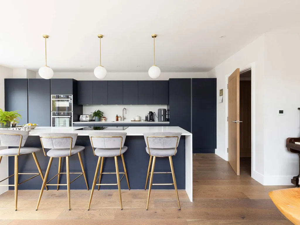 Luxury Chichester Home for 12