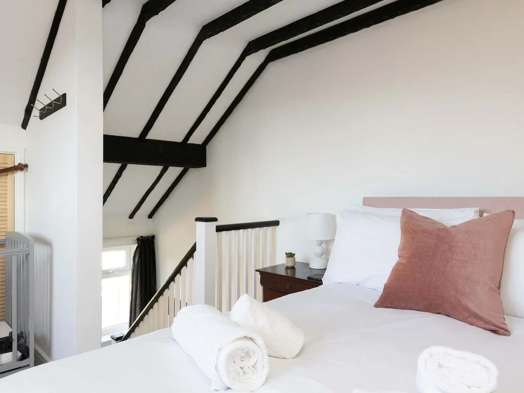 Coastal Home for 8 in Bracklesham w Parking
