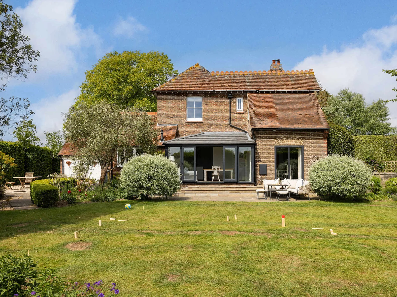 Spacious garden setting perfect for relaxed countryside stays.