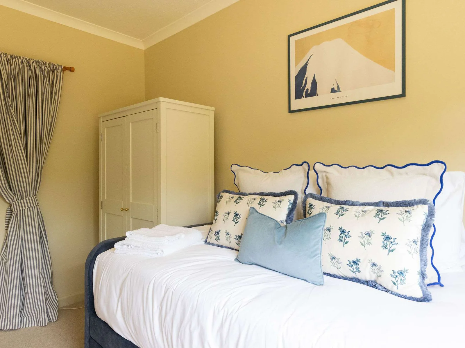 This room is perfect for a single guest or siblings to share.