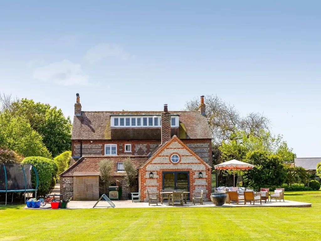 Impressive Country Estate, sleeps 17