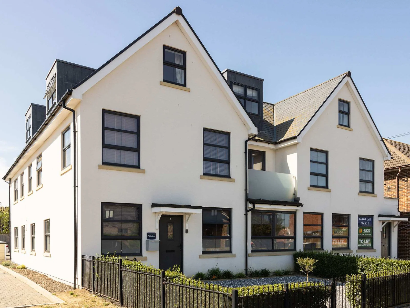 Bright modern apartment building, perfectly located for a relaxing stay near East Wittering Beach