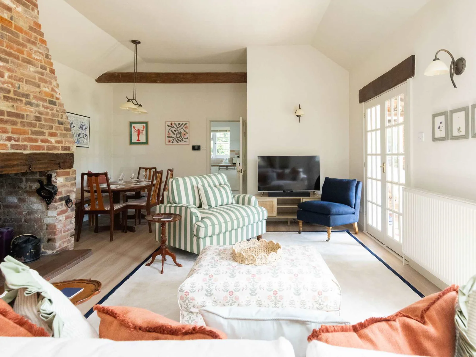 The lounge offer a dreamy sofa to sink in to, comfy armchairs for reading and garden views.