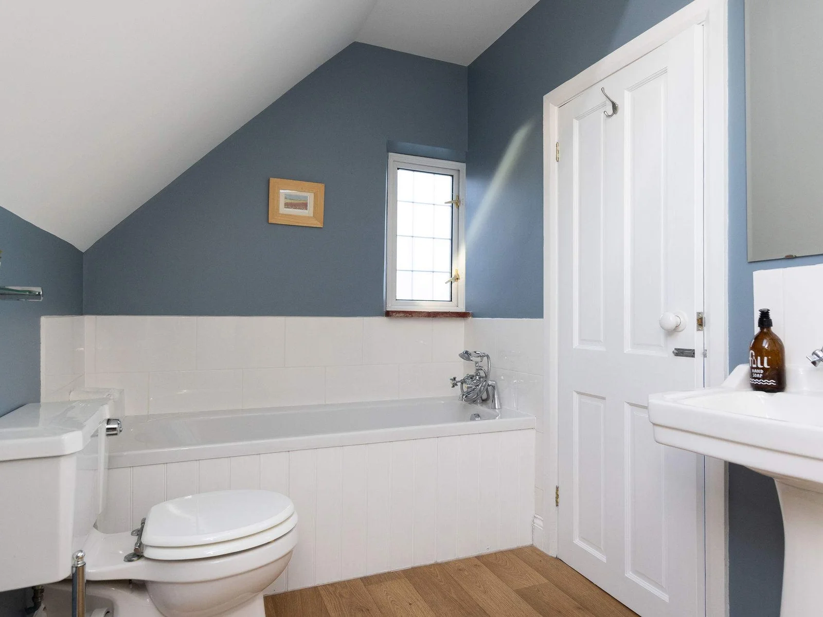 Jack and Jill bathroom shared with bedroom 3